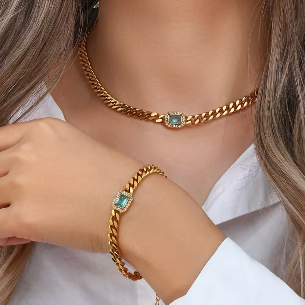 18K Gold Plated Aqua Blue Necklace and Bracelet Set